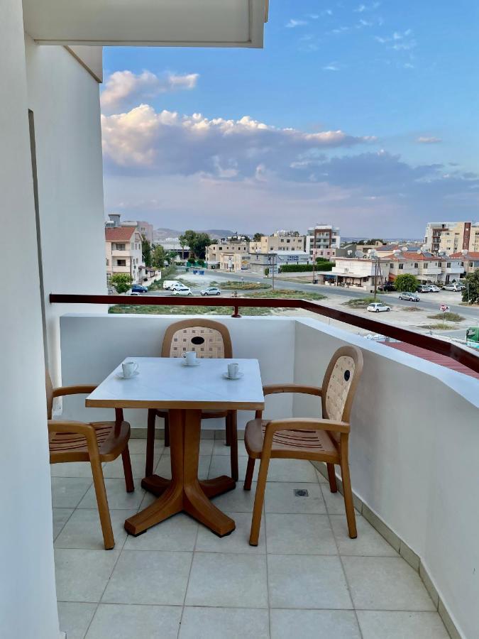 Апартаменти Cyprus Penelope Ларнака Екстер'єр фото